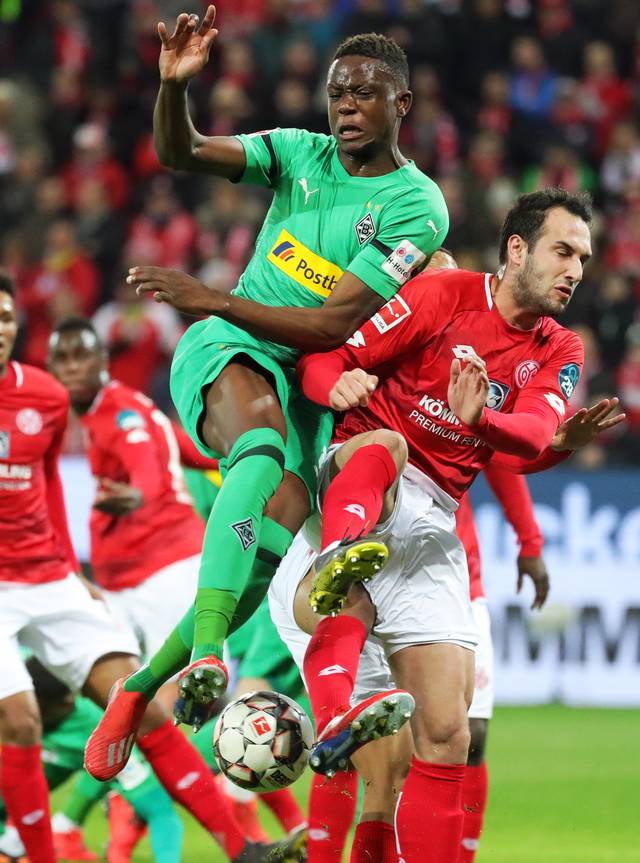 爱游戏登录-沃尔夫斯堡迎战门兴格拉德巴赫