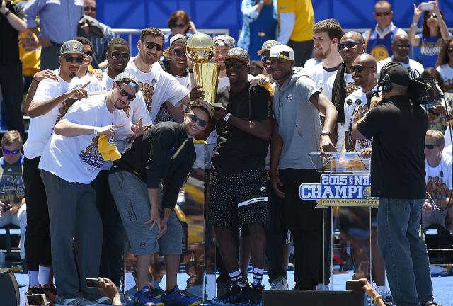 爱游戏亚洲官网-圣者队全面发力，大胜对手取得胜利