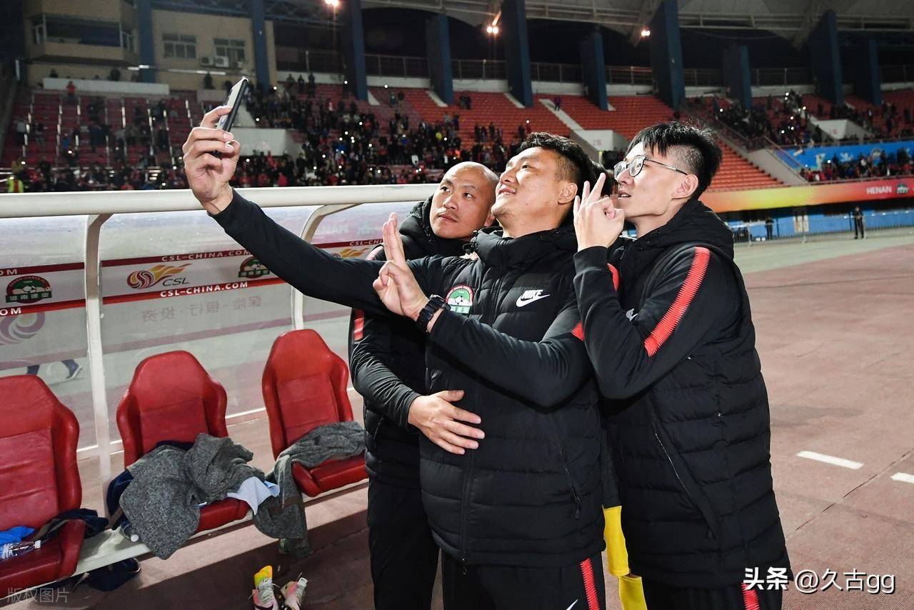 爱游戏网站-关于河南建业不敌武汉卓尔，保级形势更加严峻的信息