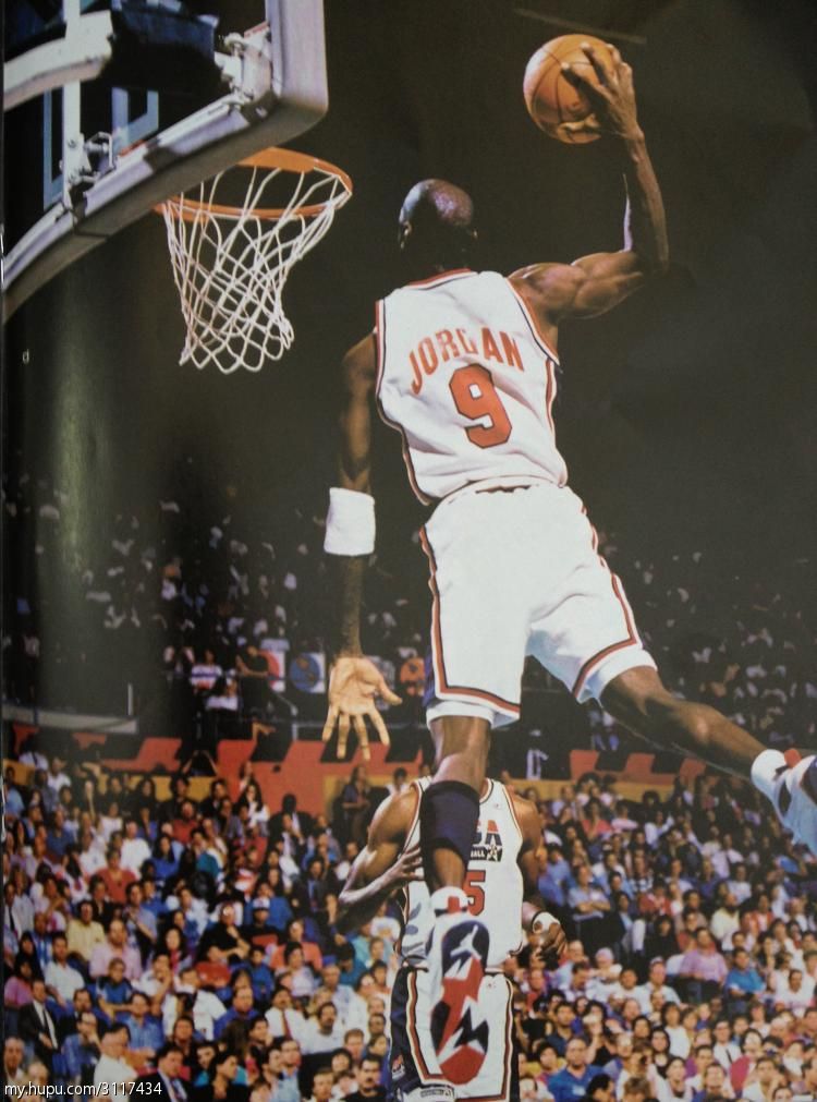 爱游戏新闻-包含热火后卫迈克尔-乔丹连续发挥高效,稳固球队前场的词条