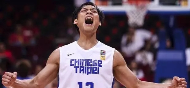 爱游戏娱乐-关于季鹏首发表现抢眼,助力球队取得胜利的信息