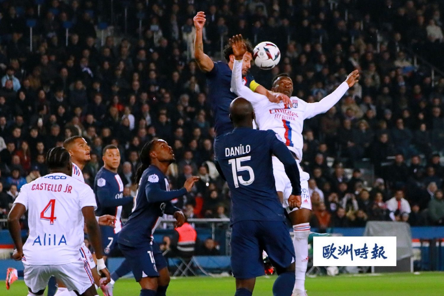 爱游戏馆-巴黎客场不敌尼斯,遭遇两连败