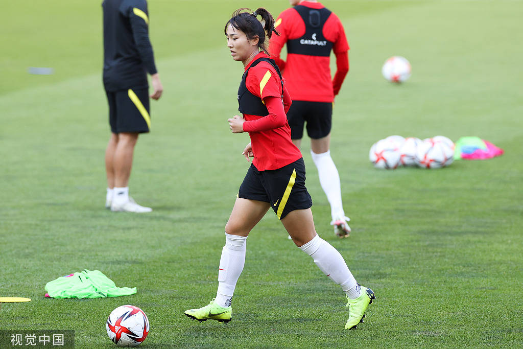 爱游戏电竞-女足国家队士气高涨,积极备战