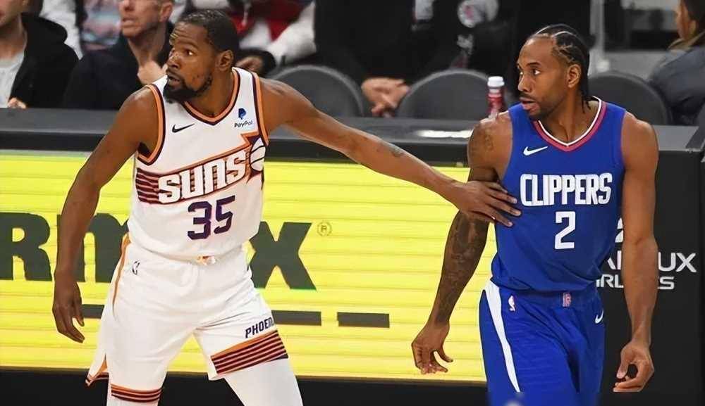 爱游戏网站入口-关于联赛中出现悬念,谁将脱颖而出的信息