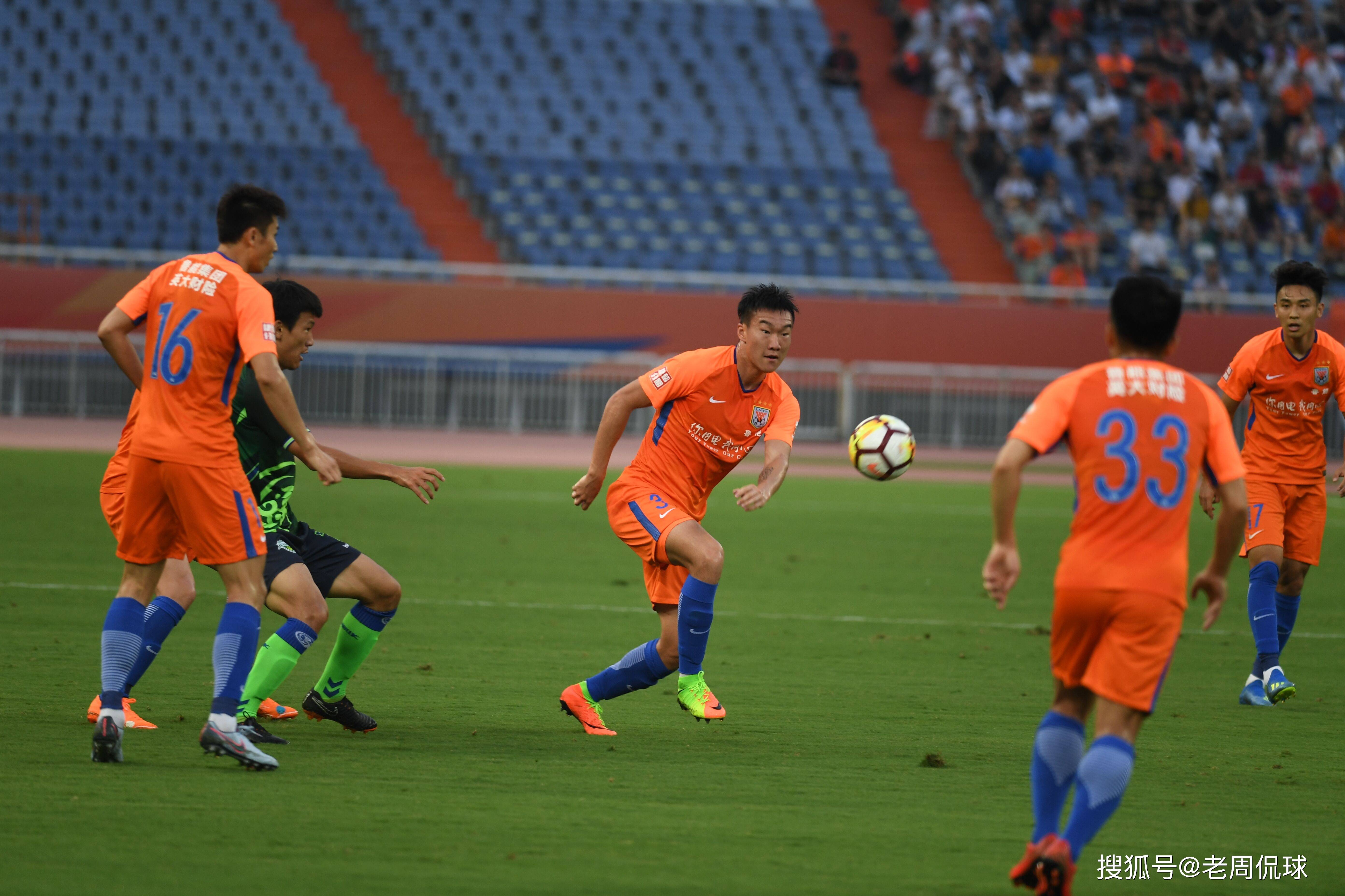 爱游戏网页版入口-足球比赛中球队全力以赴争取胜利