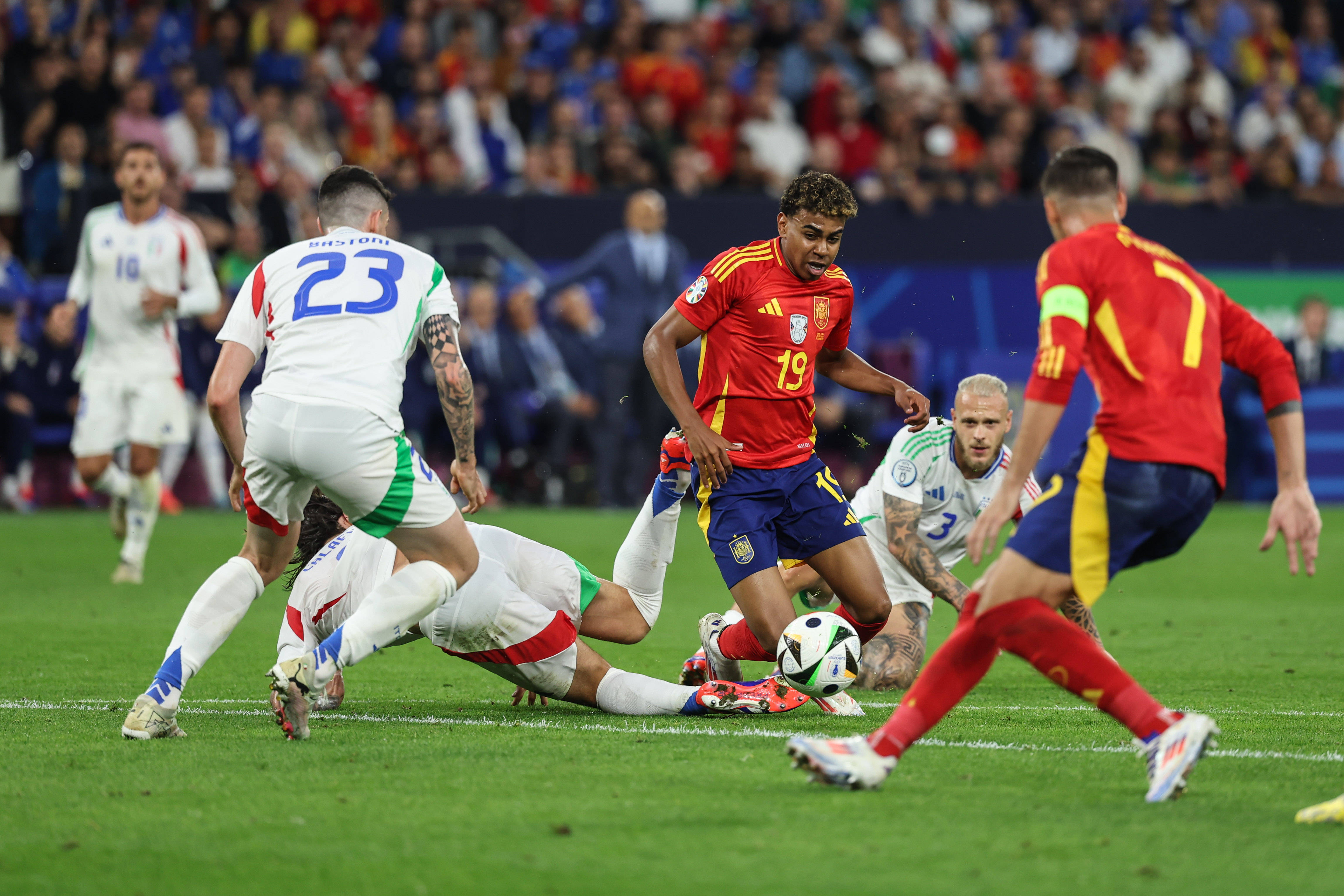 爱游戏入口-意大利国家队在欧洲杯预选赛中获胜