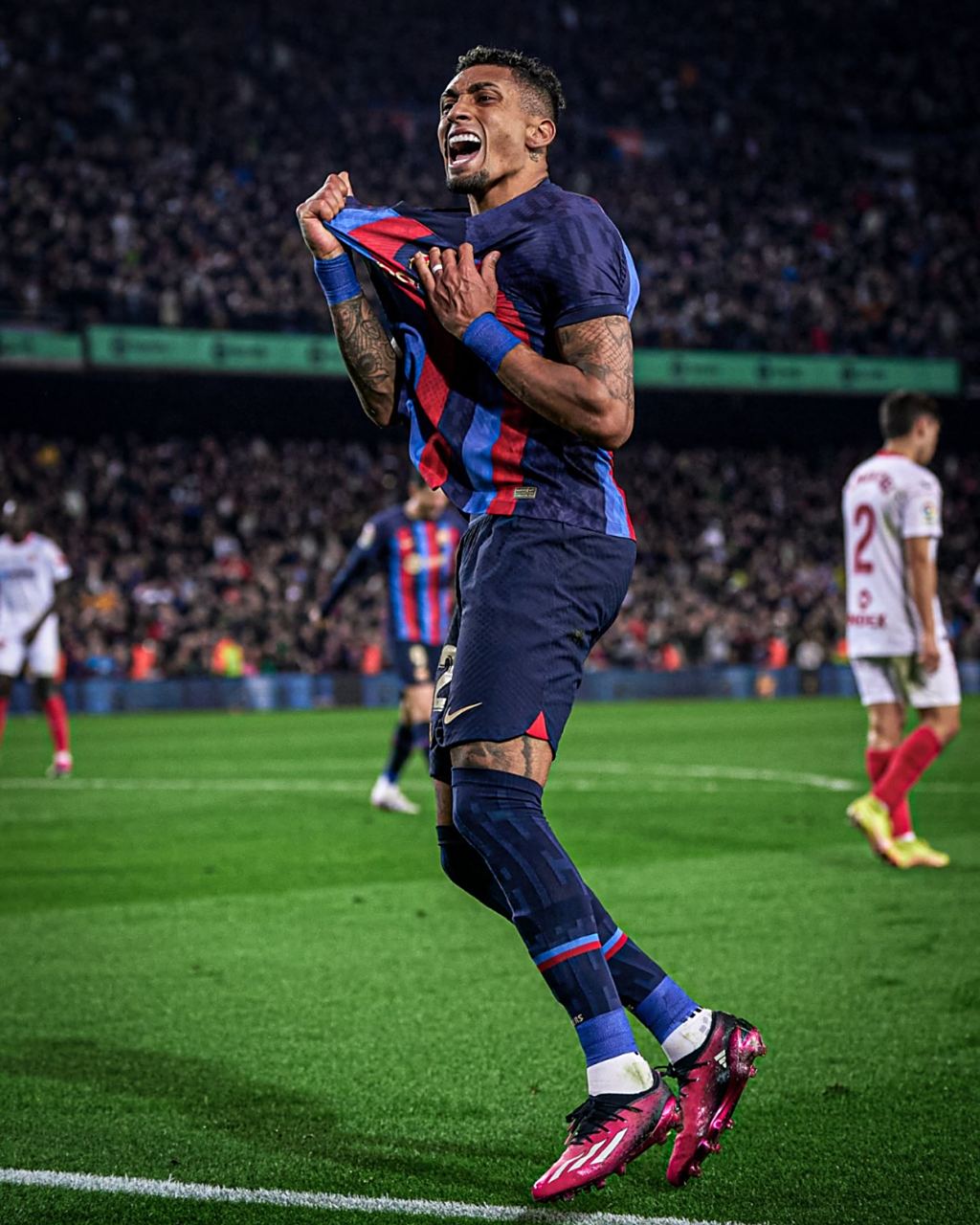 爱游戏网页版入口-关于塞维利亚豪取三分,开启连胜模式的信息