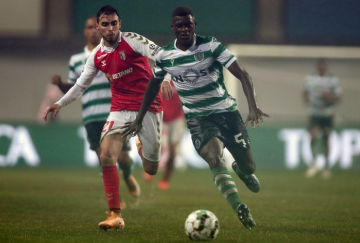 爱游戏官方登录入口-卢森堡选手激情夺冠,实力惊艳